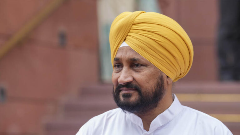 Punjab Congress Crisis: इस्तीफे के मूड में पूर्व CM चन्नी? दिल्ली बैठक में वड़िंग के नेतृत्व पर खुलकर जताई नाराजगी